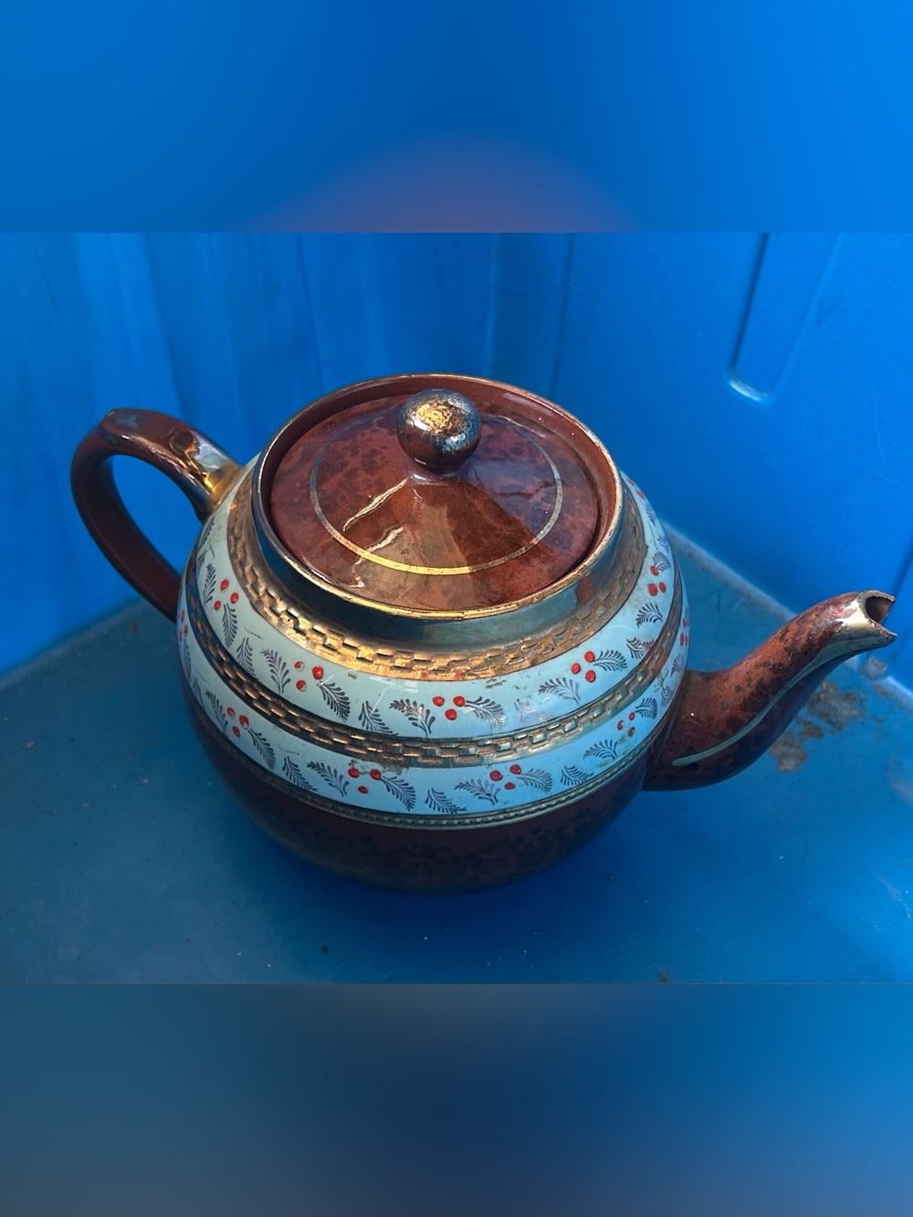Vintage English Arthur wood teapot